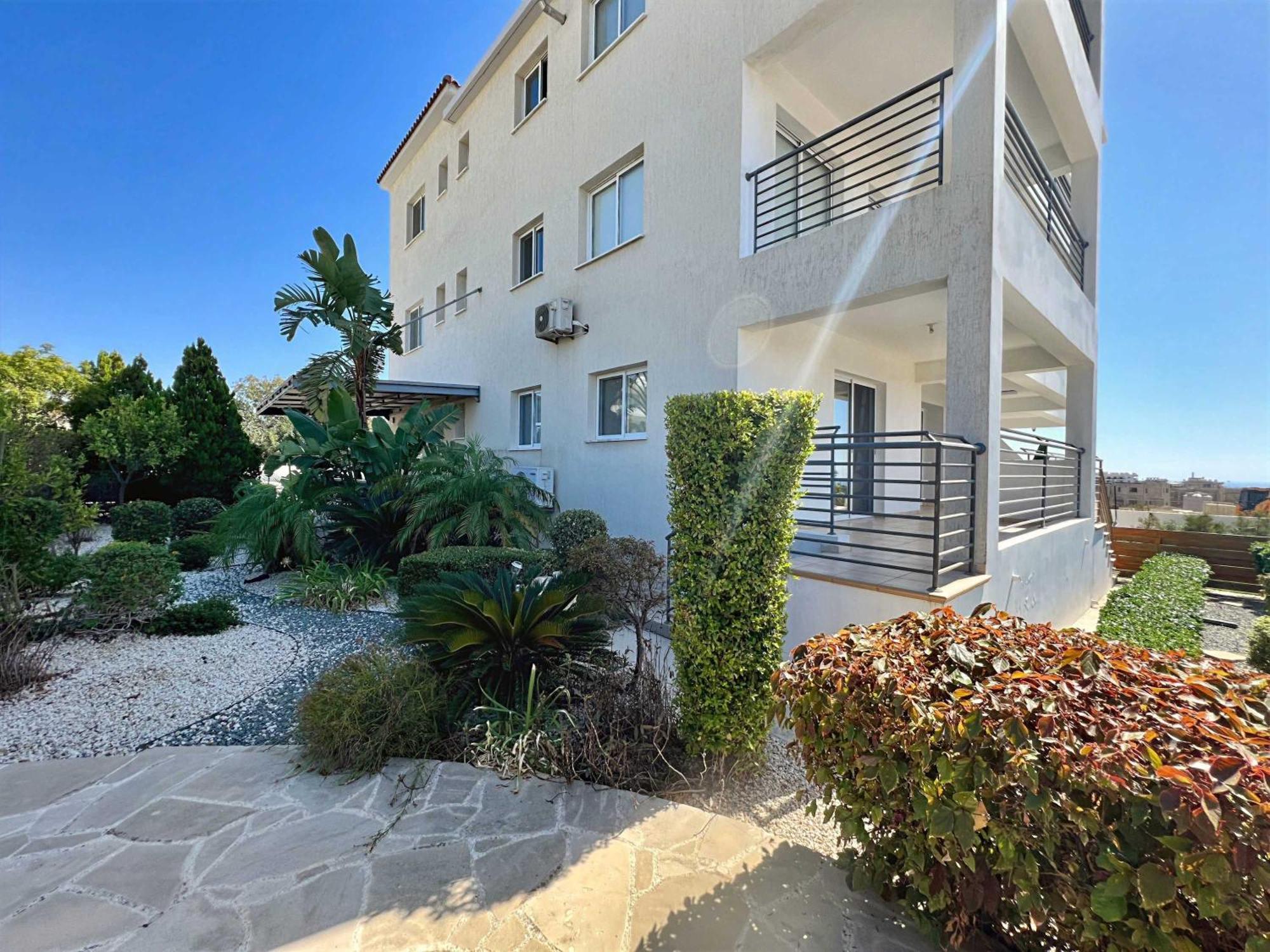 Spacious Sea View Apartment Klorakas Exteriér fotografie