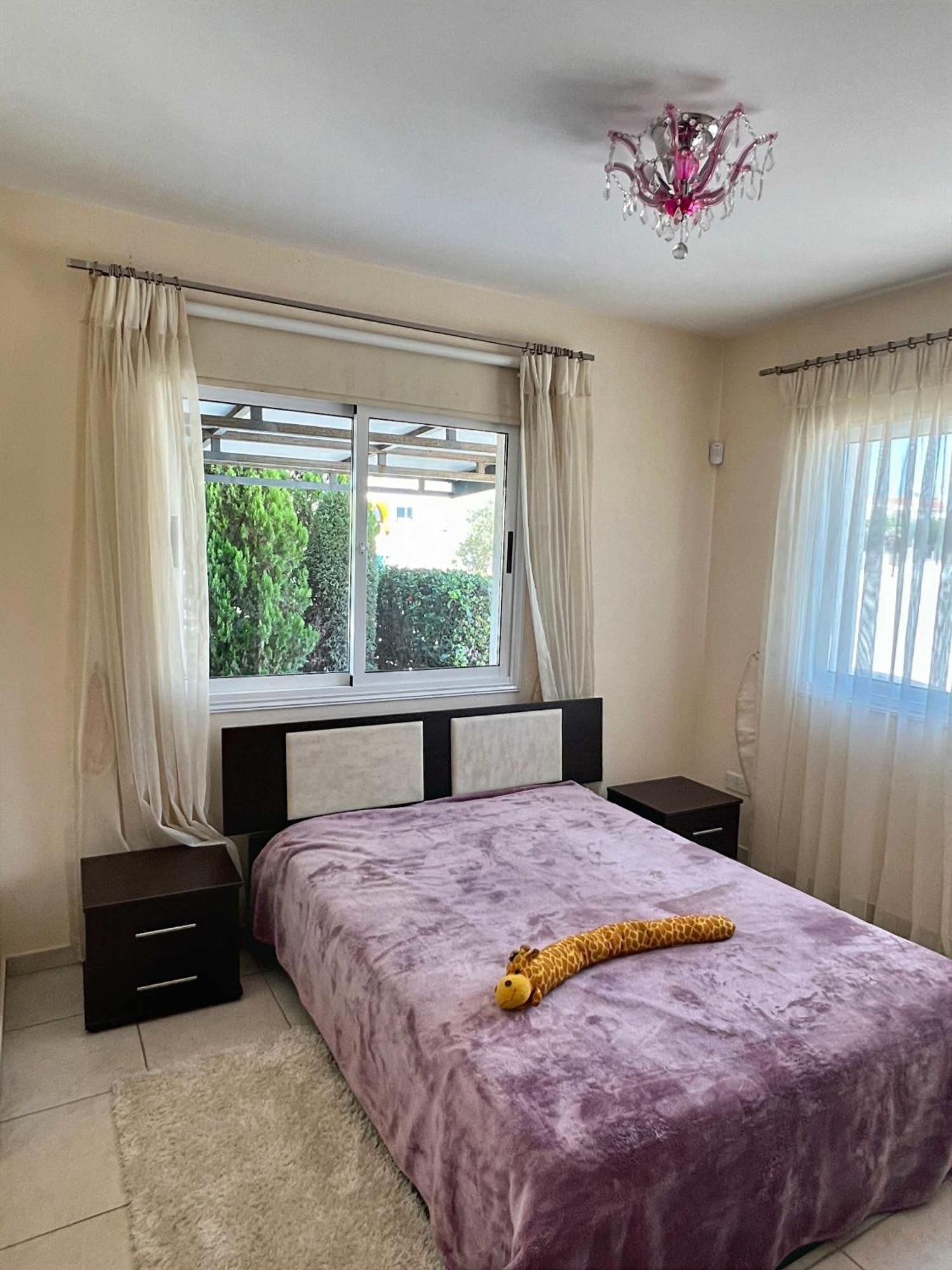 Spacious Sea View Apartment Klorakas Exteriér fotografie