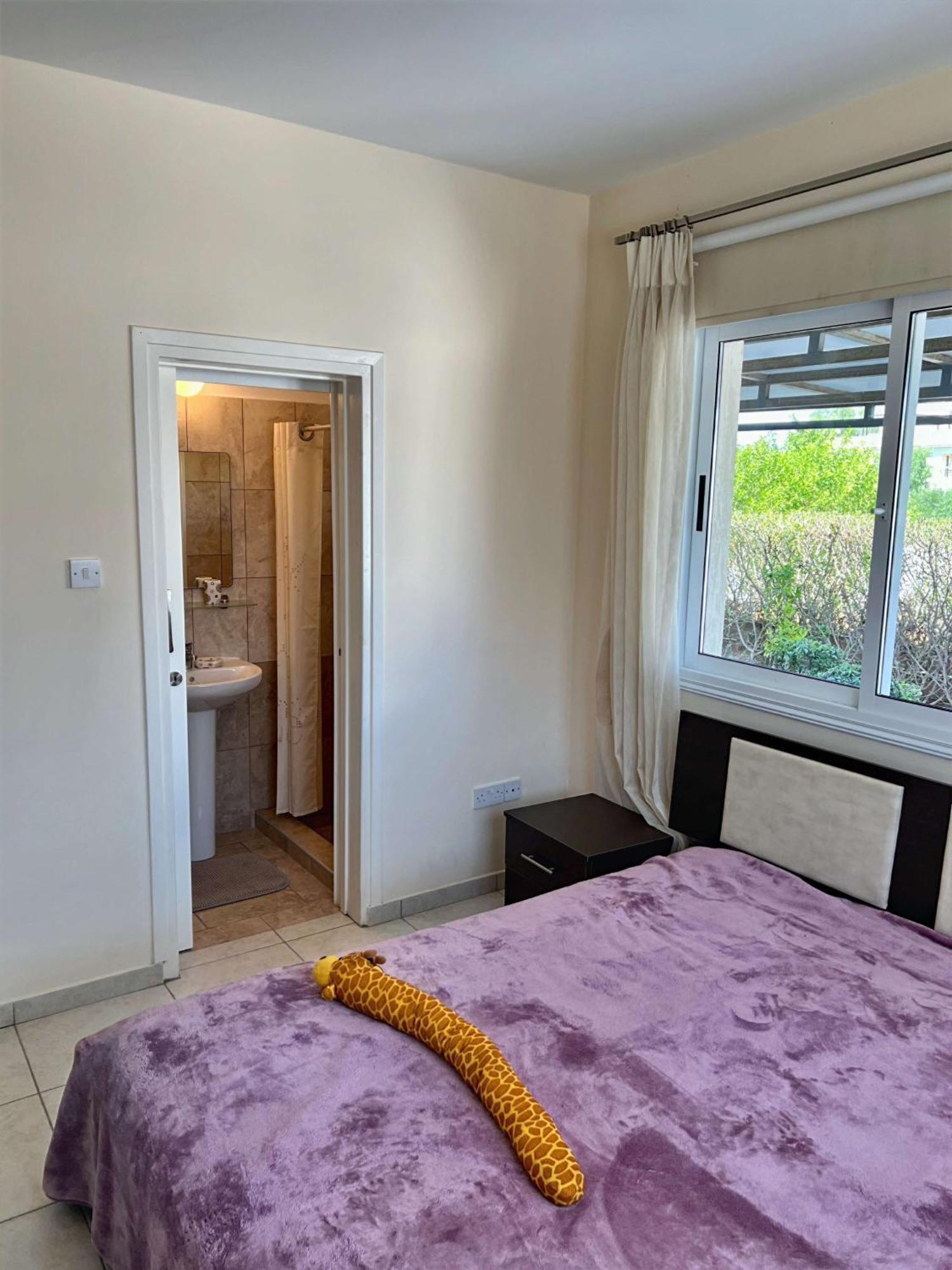 Spacious Sea View Apartment Klorakas Exteriér fotografie